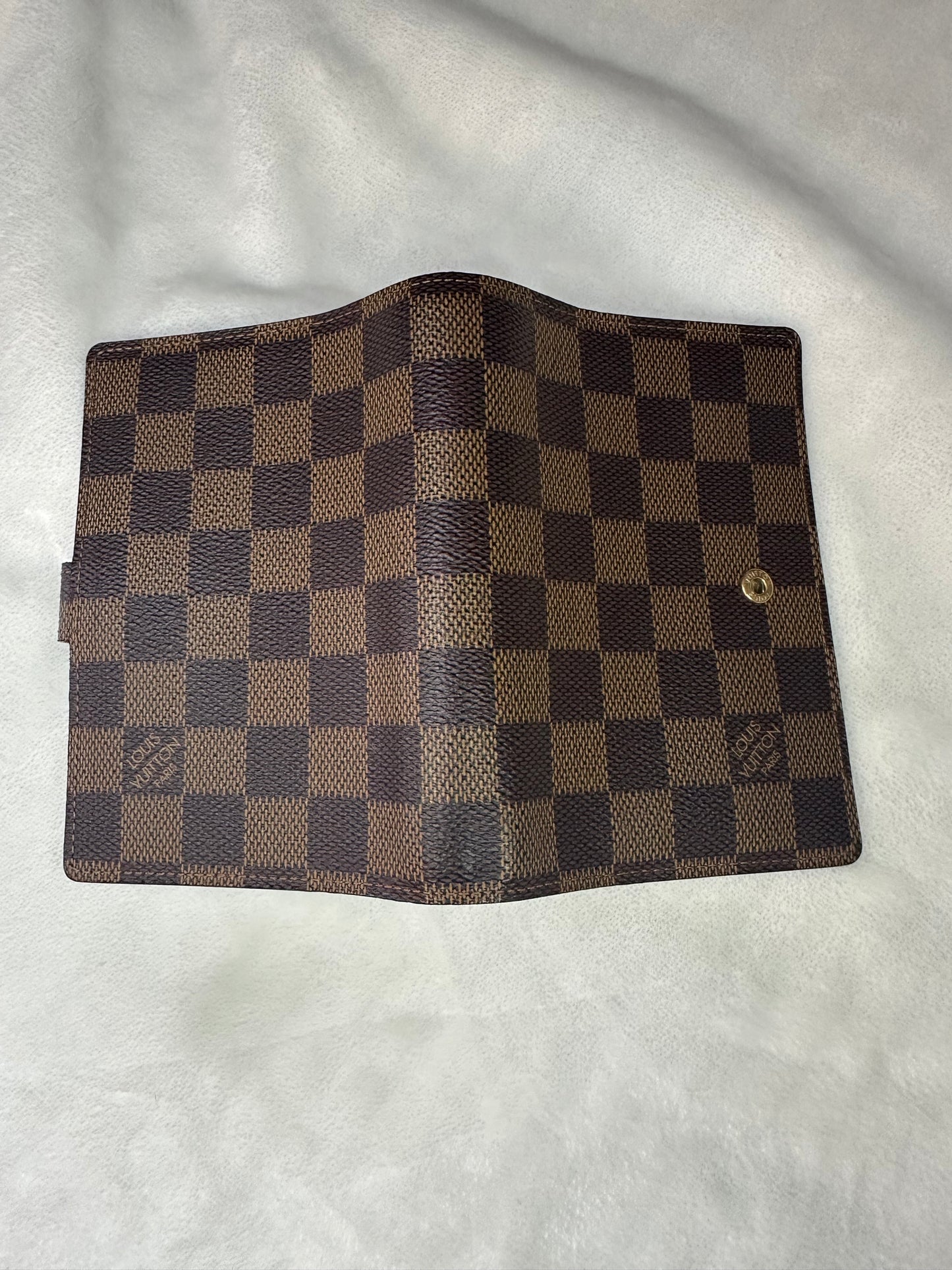 Louis Vuitton Damier Ebène Agenda Cover