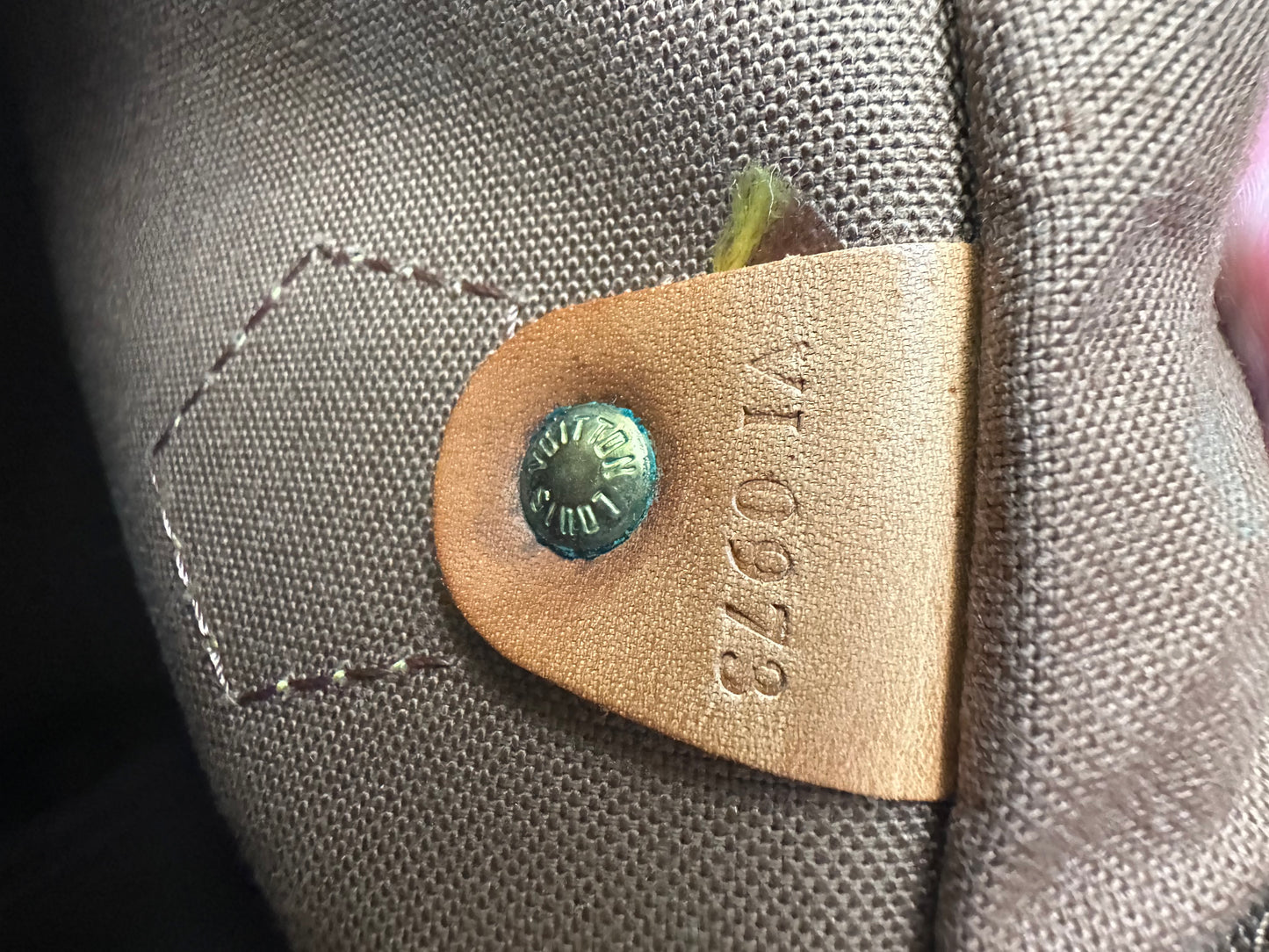 Vintage Louis Vuitton Speedy 25