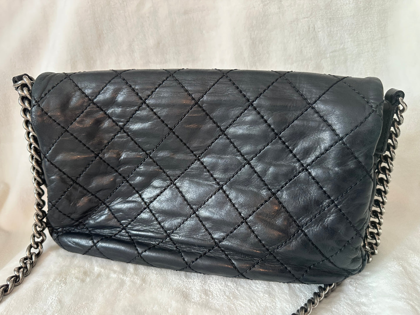 Chanel iridescent black Lambskin Leather Flap bag