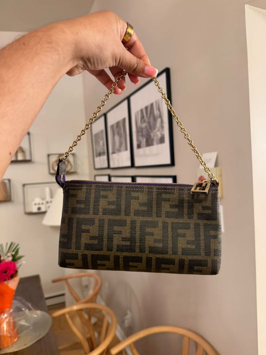 FENDI pochette on chain