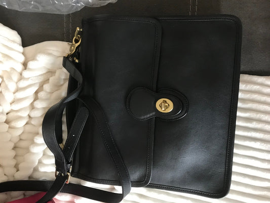 Vintage Coach Willis