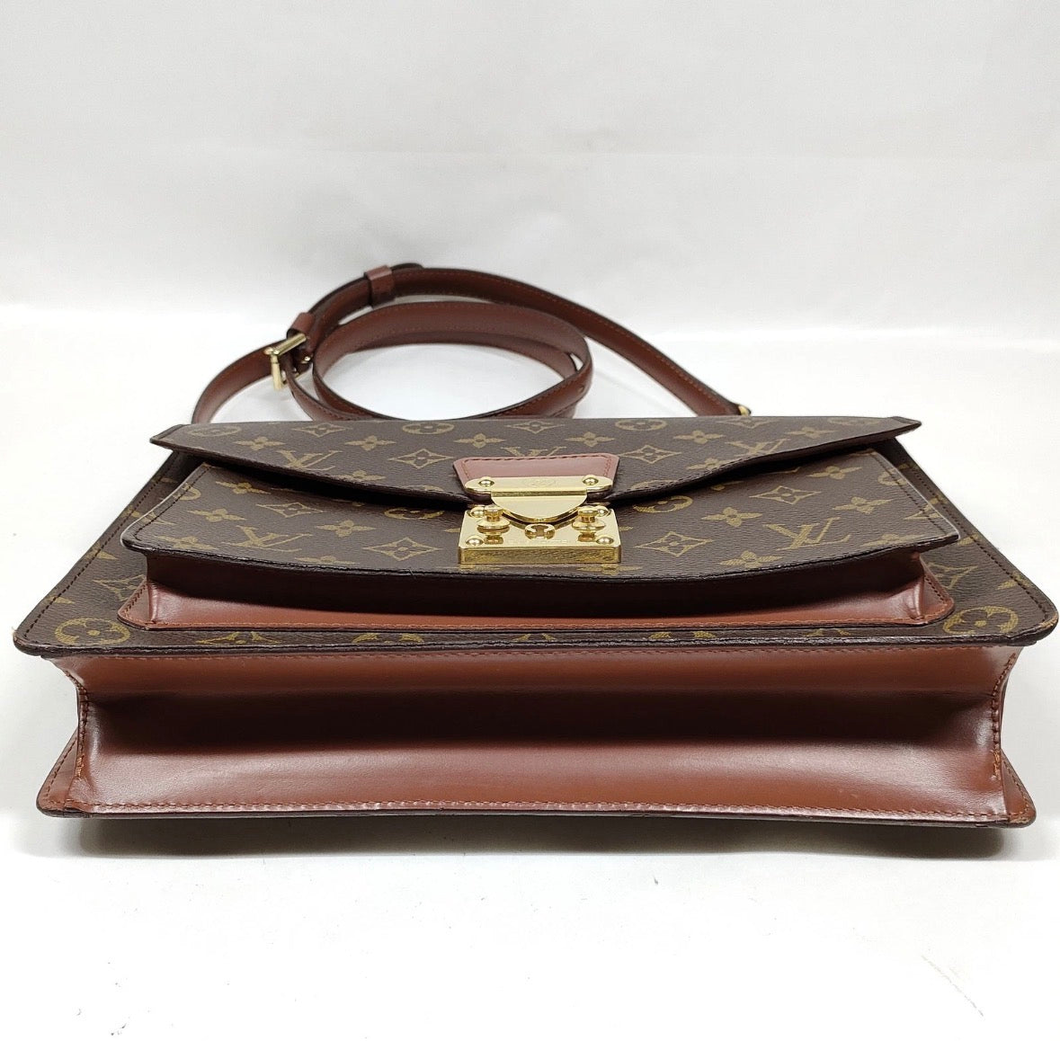 Vintage Louis Vuitton Monceau 26