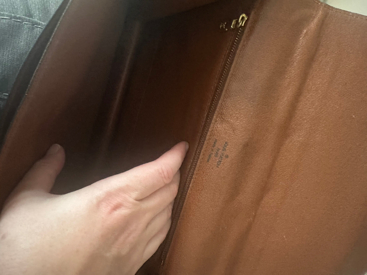 Vintage Louis Vuitton Monceau 26