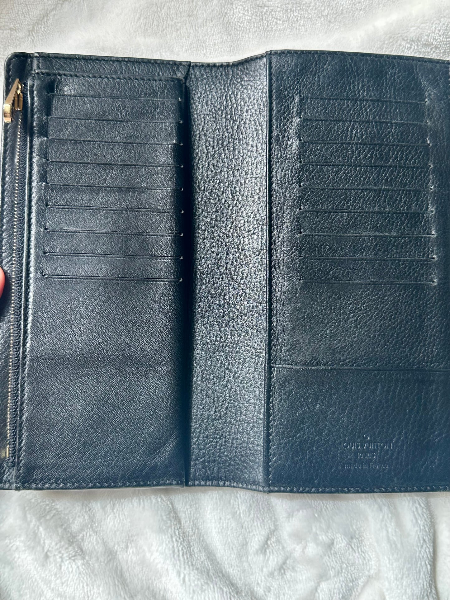 Louis Vuitton Black Mahina Leather Amelia Long Wallet