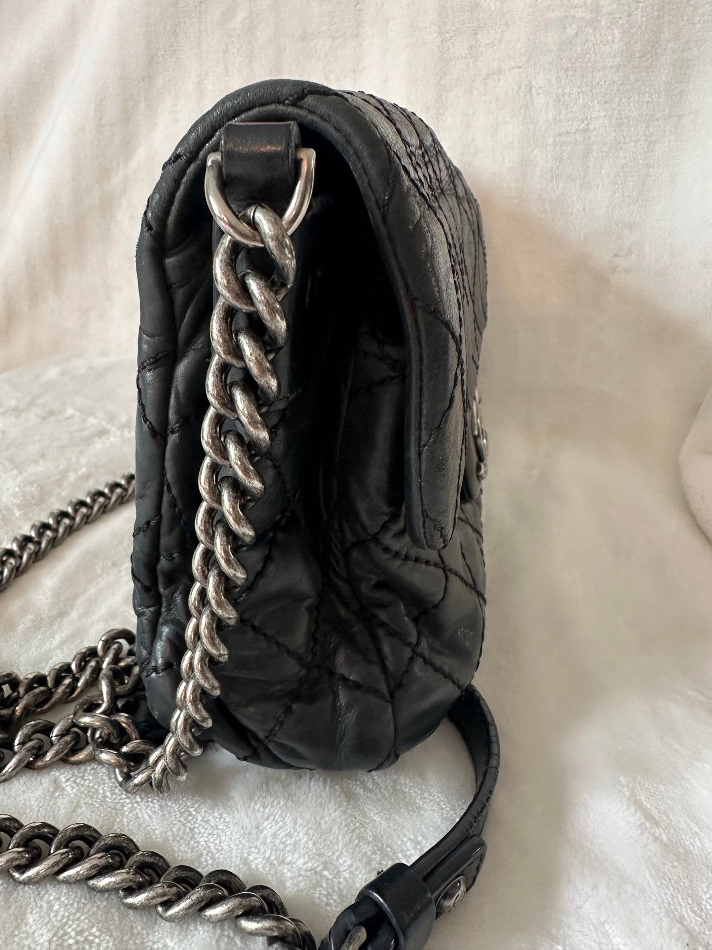 Chanel iridescent black Lambskin Leather Flap bag