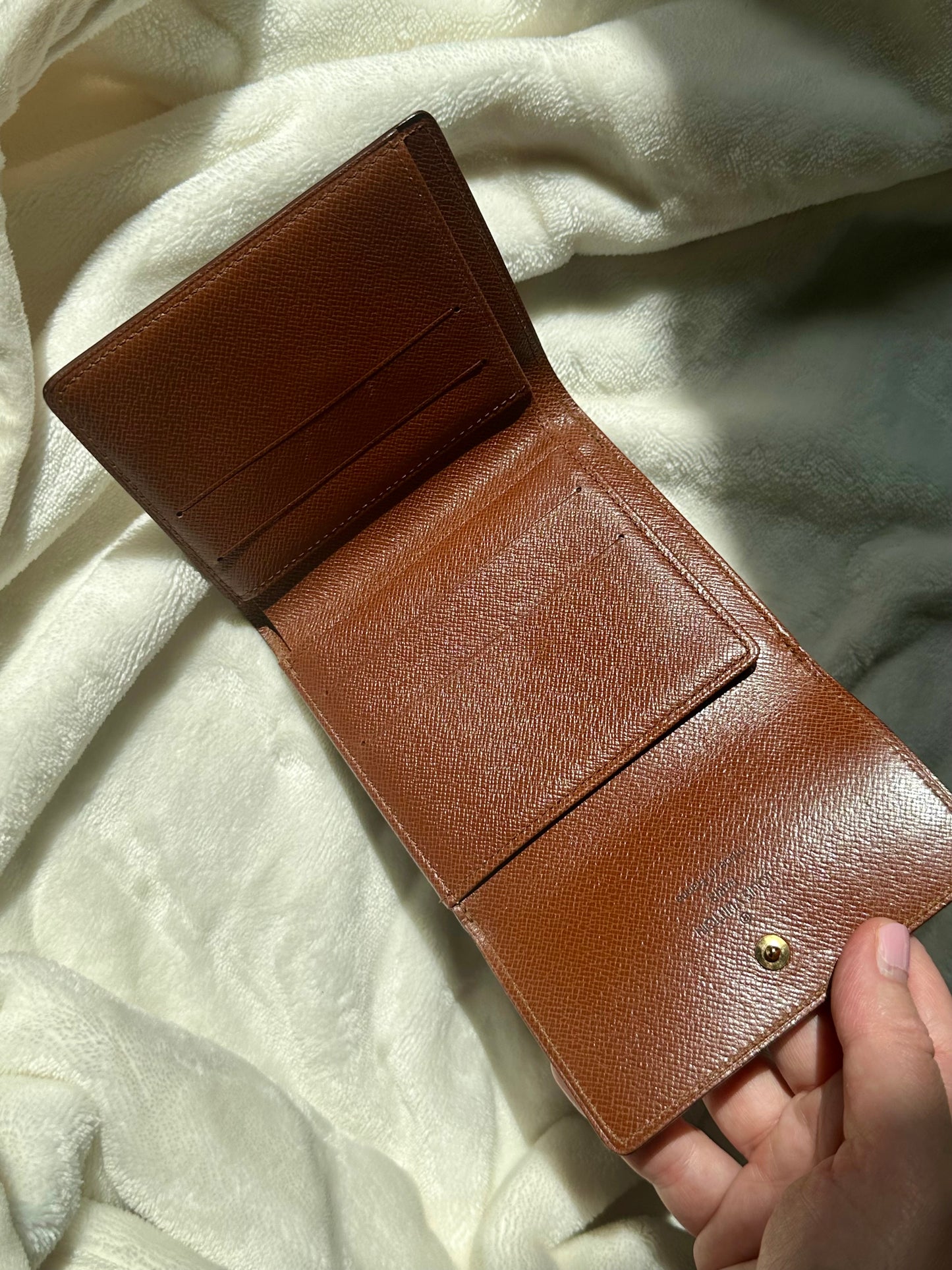 Louis Vuitton Elise Wallet