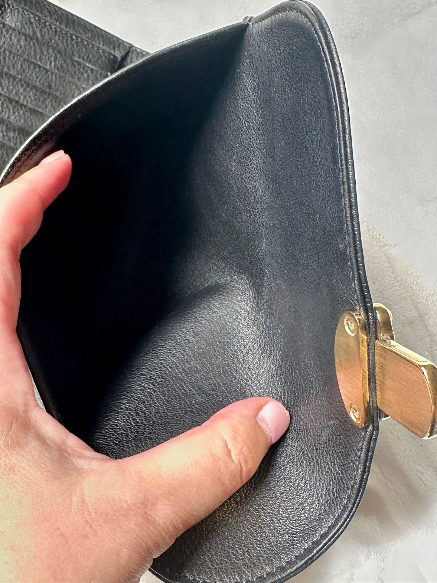 Louis Vuitton Black Mahina Leather Amelia Long Wallet