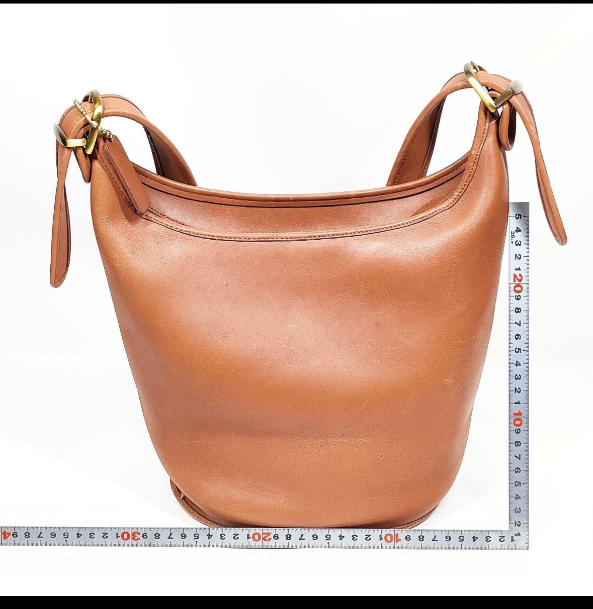 Vintage Coach 9085 Leather Duffle Sac in British Tan