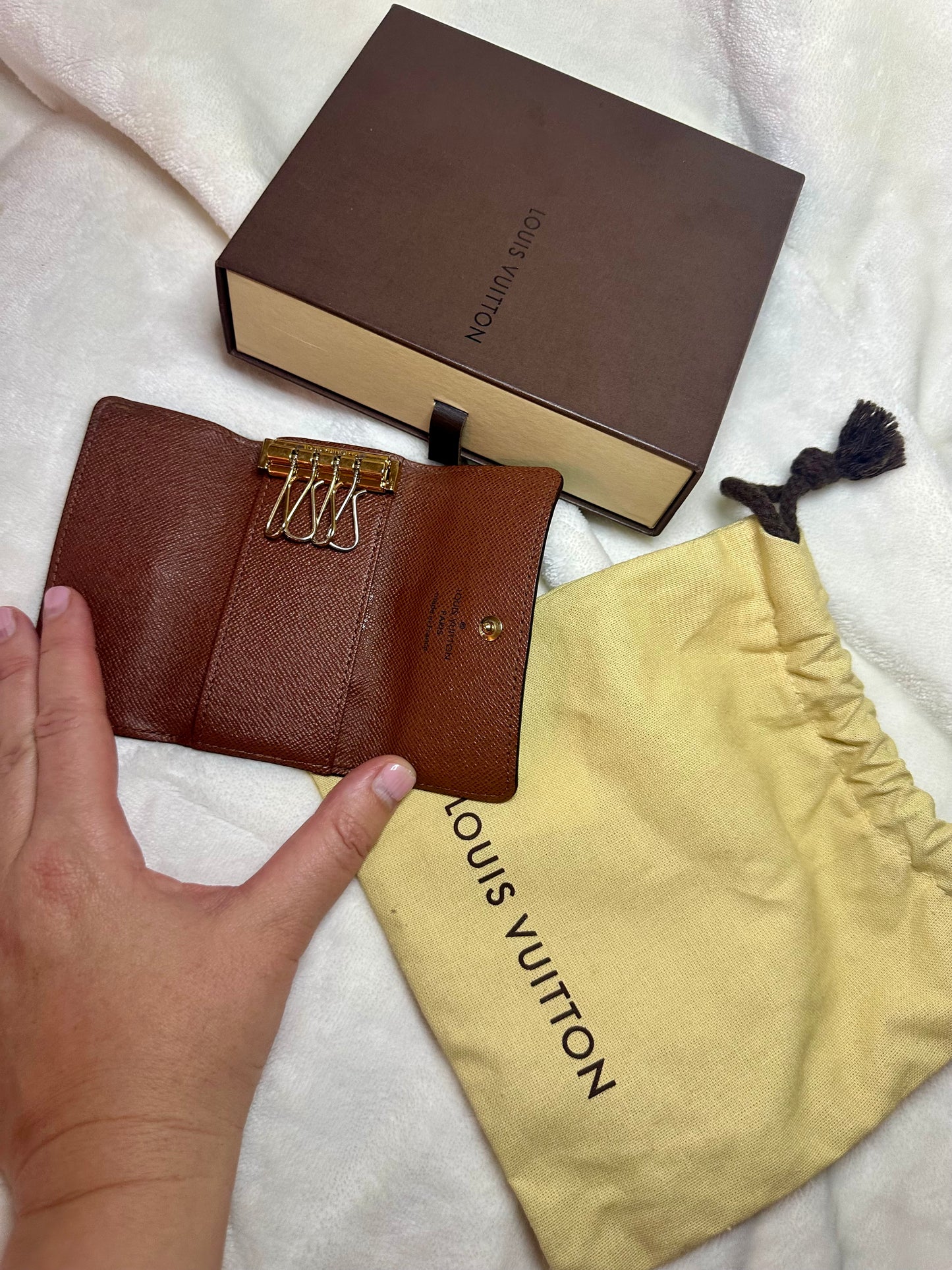 Louis Vuitton Monogram 4-ring Keyholder