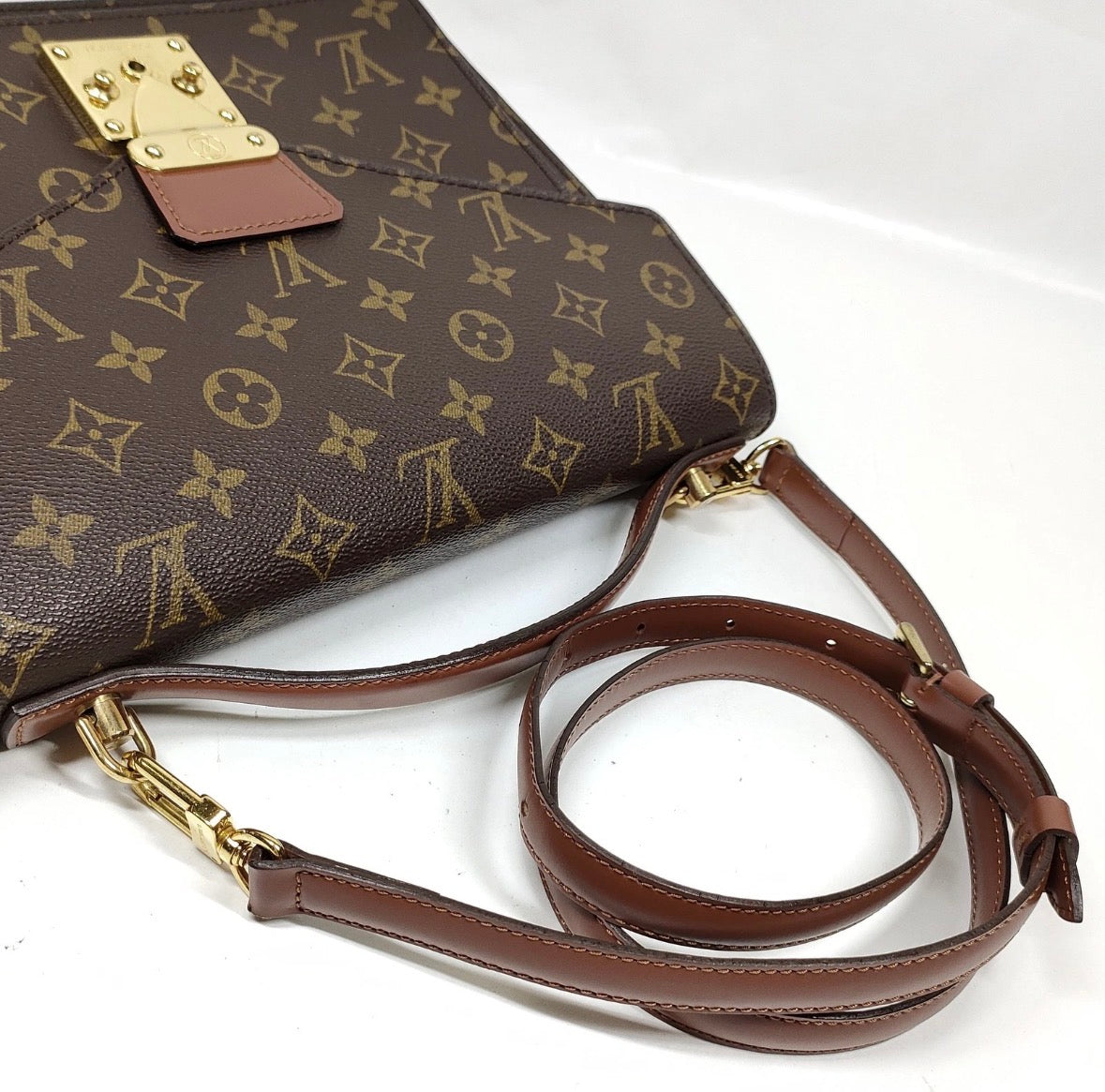 Vintage Louis Vuitton Monceau 26