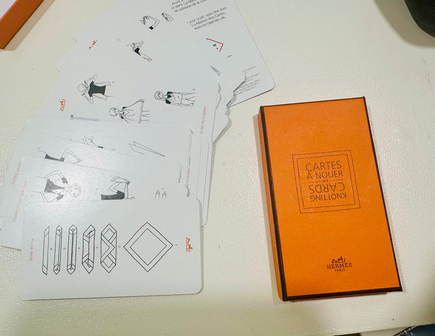 Hermès Knotting Cards