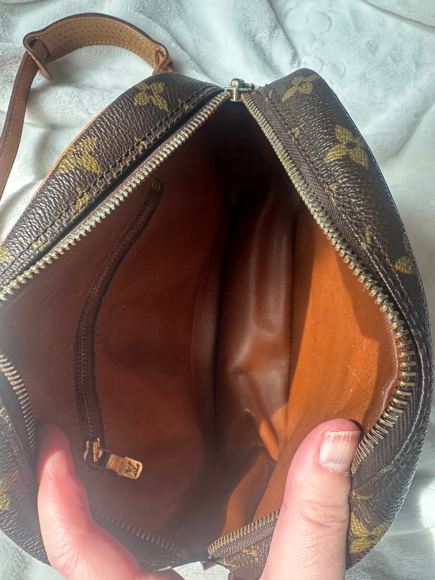 Vintage Louis Vuitton Senlis Bag