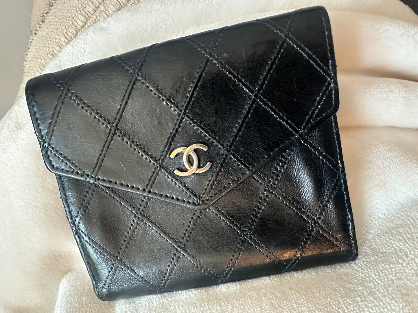 Vintage Chanel Bicolore Quilted Lambskin Bi-fold Wallet